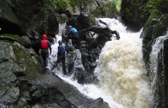 gorge-walking-up-rocks.jpg